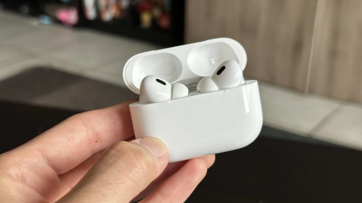 220921163441-airpods-pro-2-review-1